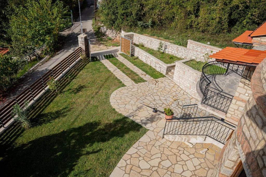 Mansion Michalis Villa Rodavgi Екстериор снимка